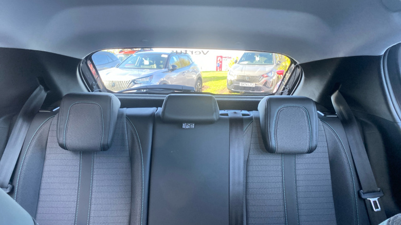 Peugeot 208 1.2 PureTech 100 Allure Premium + 5dr Petrol Hatchback